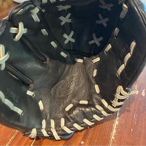 Wilson’s T-ball black leather glove. 10 inches.   EUC!  Left handed
